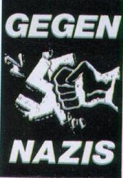 Gegen Nazis - Fahne