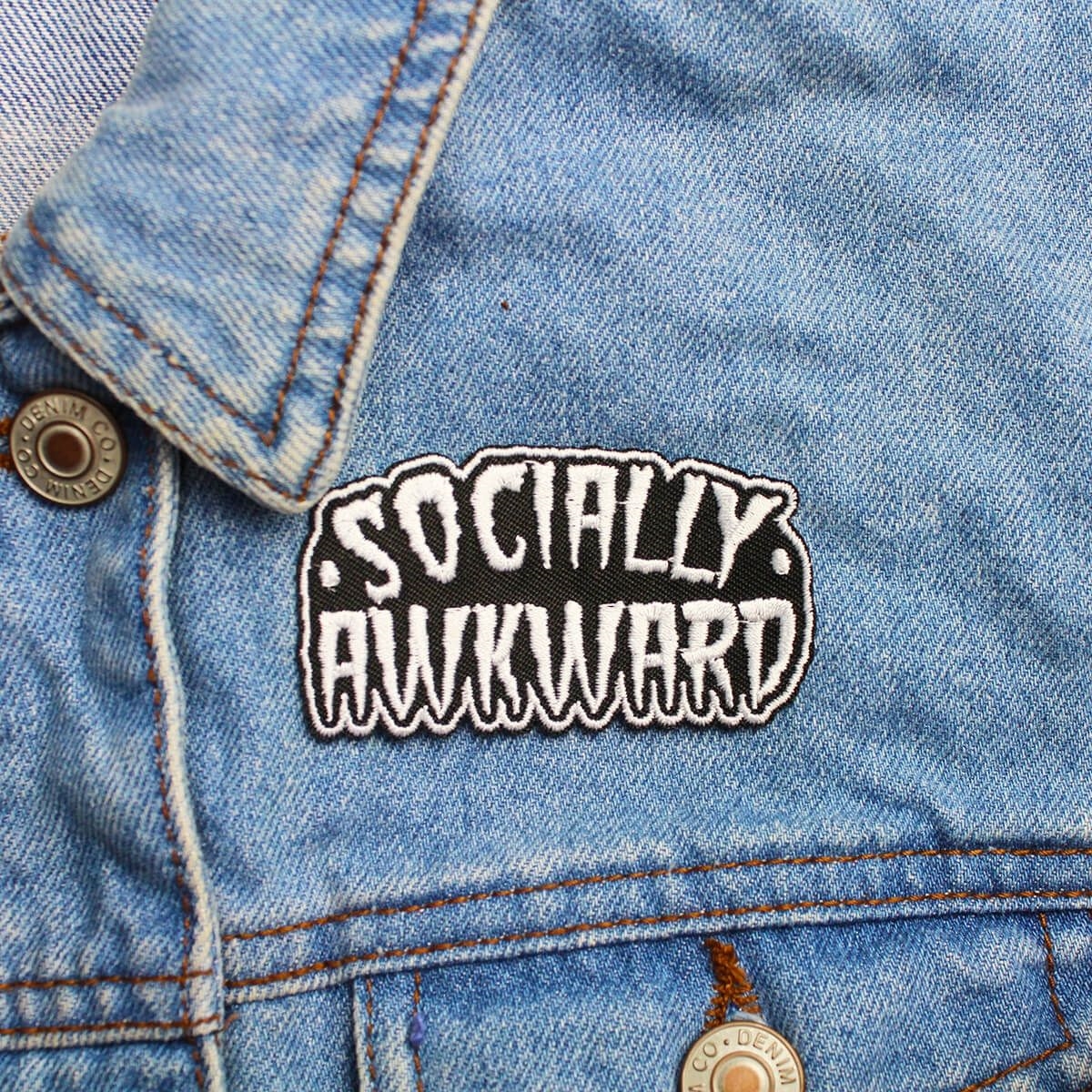 Socially Awkward - Aufn�her