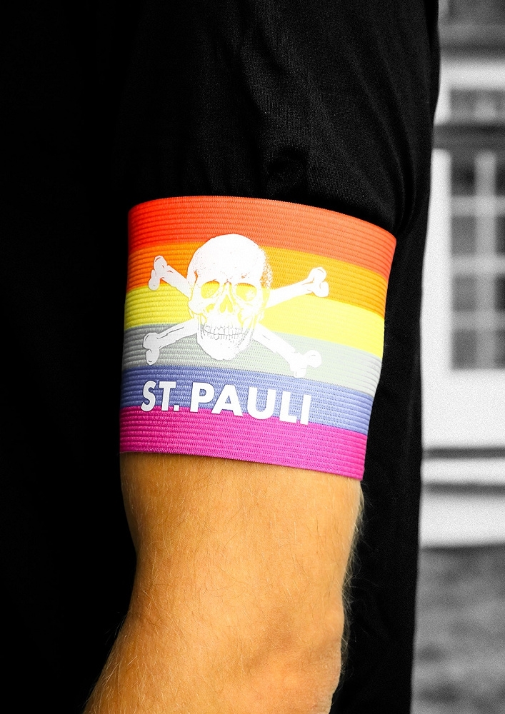 FC St. Pauli - Totenkopf Regenbogen, Kapitntsbinde