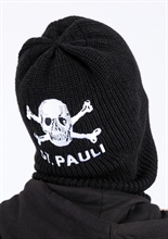 St. Pauli - Totenkopf, Balaclava